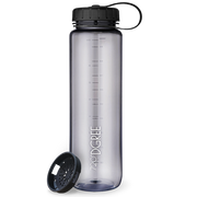 simplBottle - sporty drinking bottle with a transparent look